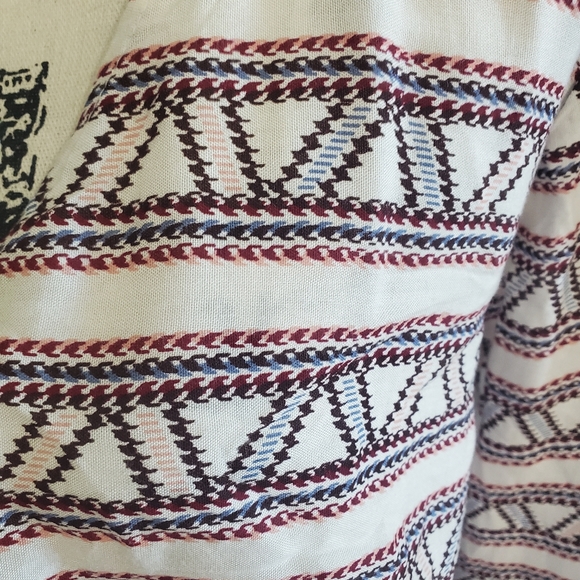 ❤️NWT AQUA Printed Surplice Romper ❤️🔥 - Picture 3 of 6